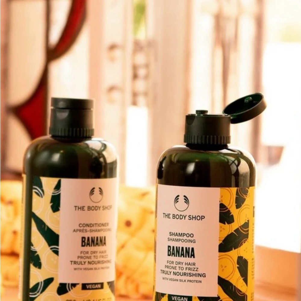 The Body Shop Banana Truly Nourishing Duo Hair Care